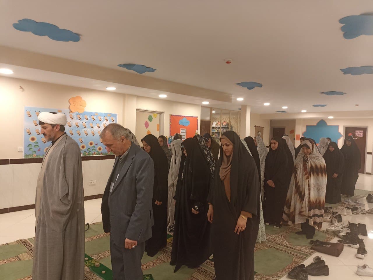 پیش دبستان ودبستان دخترانه ستایش نو